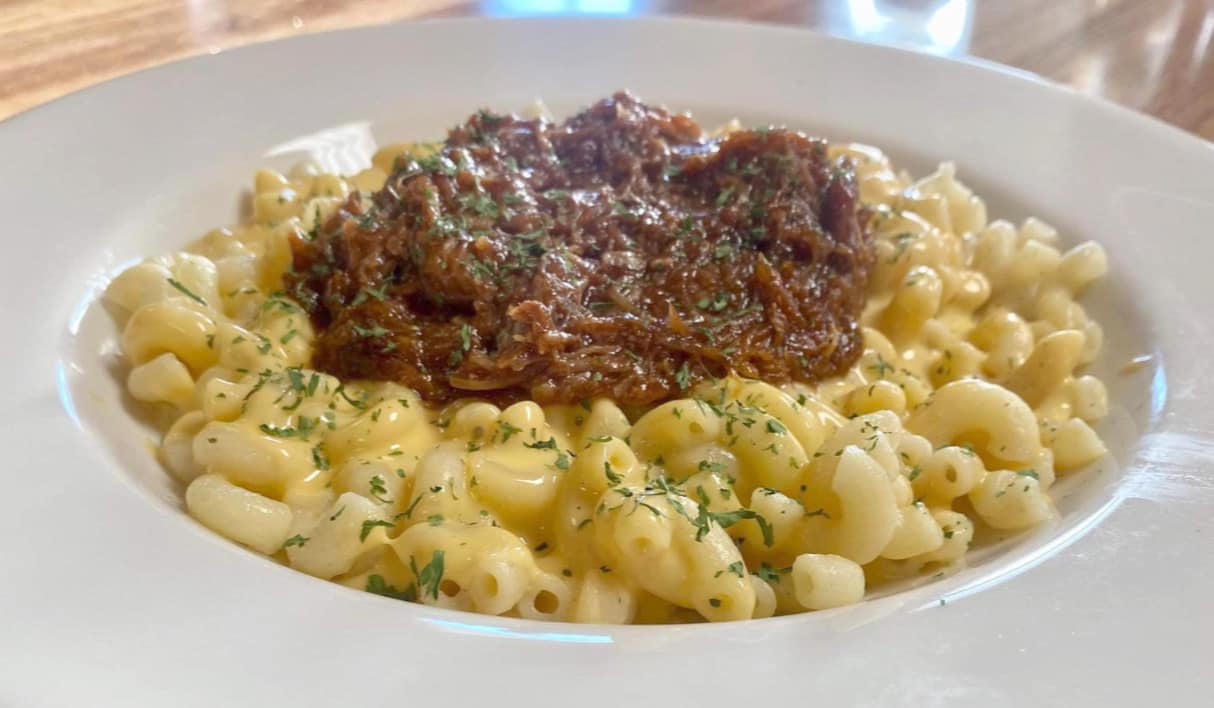 Fuller's comfort food plate
